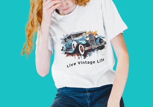 The-Vintage-store-t-shirt-mockup-girl